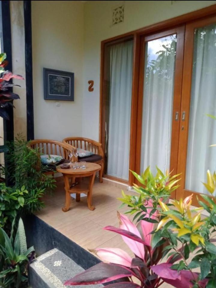 Pak'Vo'House Hotel Ubud  Exterior photo